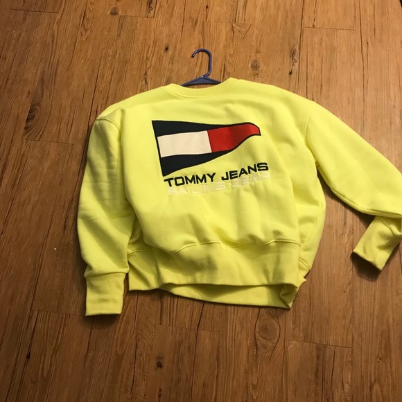 Sweater - Picture 1 of 2